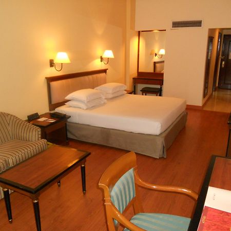Dynasty Hotel Куала Лумпур Екстериор снимка