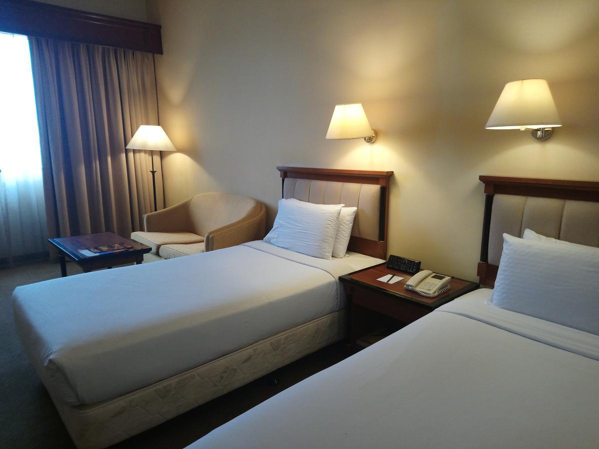 Dynasty Hotel Куала Лумпур Екстериор снимка